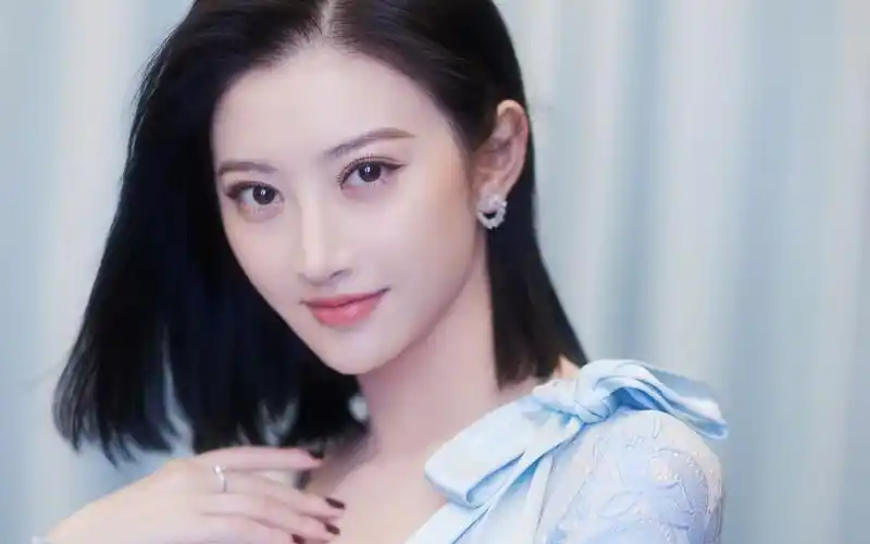 景甜甜美写真高清桌面壁纸