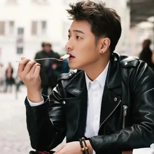 嘻哈绅士潘玮柏一指神功反转地球