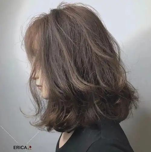 网红气垫烫中短发