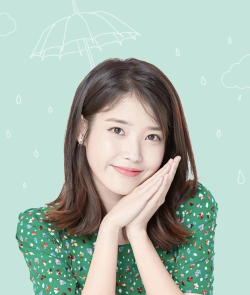 iu宣传海报超清新美好数套造型演绎少女感是人间天使没错了