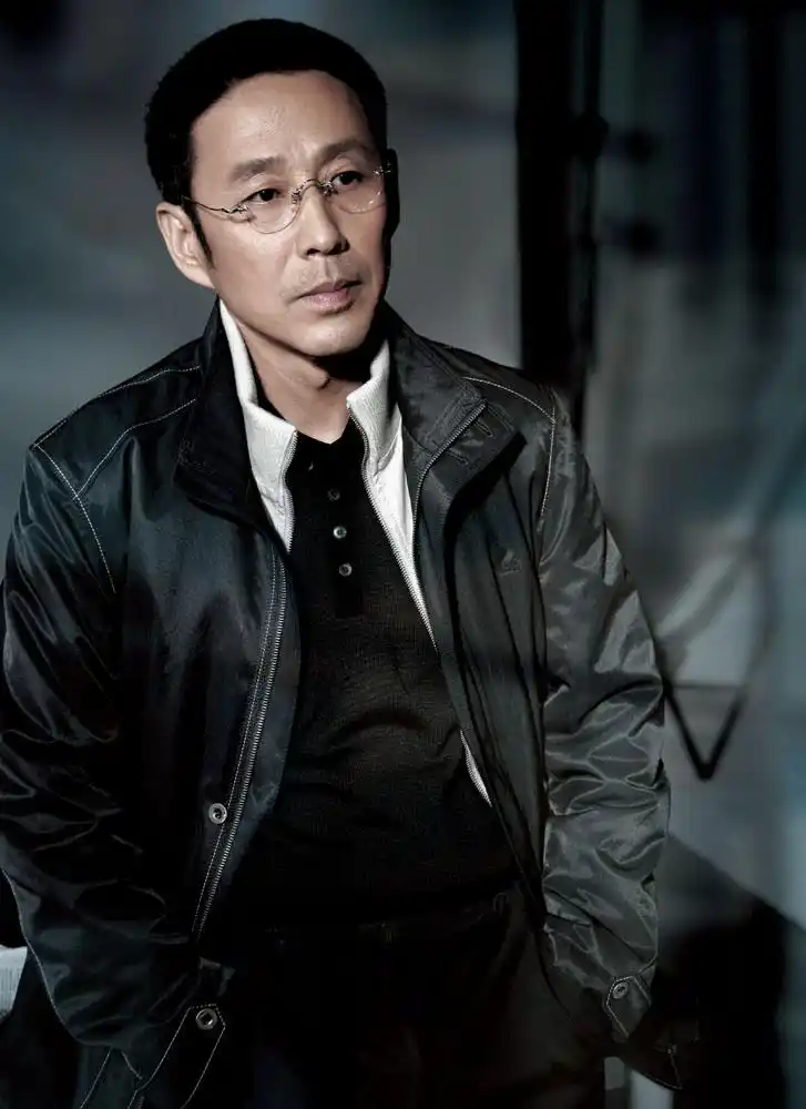 陈道明经典反派角色,却与《黑洞》聂明宇风格迥异,小人物黑化记