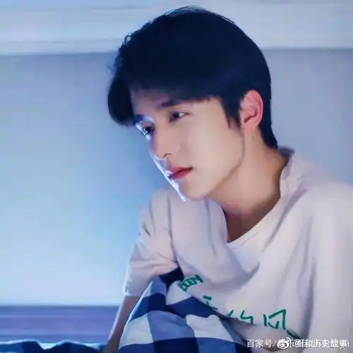 颜值演技都有的张新成,2021又要霸屏了,你爱了吗?