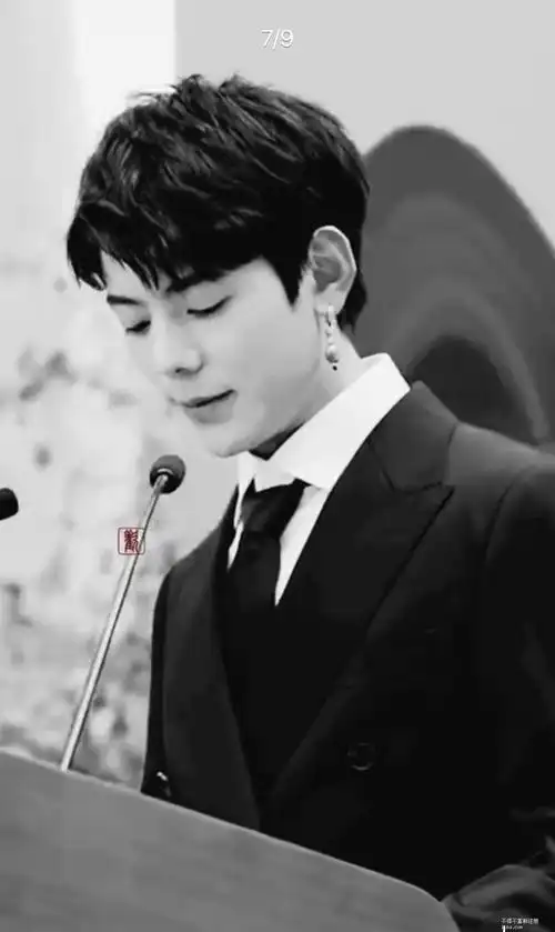 看看穿西服的丁真怎么样～～～ 老干部闲聊 篱笆网