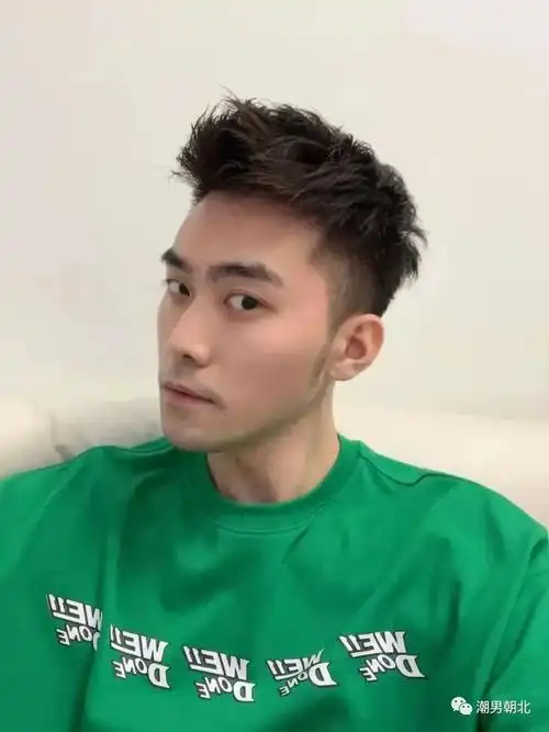 试试这几款帅气发型,潮范十足