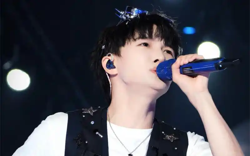 【周深】青岛凤凰音乐节 璀璨冒险人高清focus