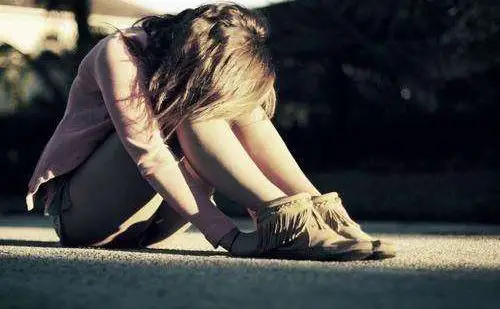 无法诉说的委屈到想哭的句子为什么受到委屈就想哭