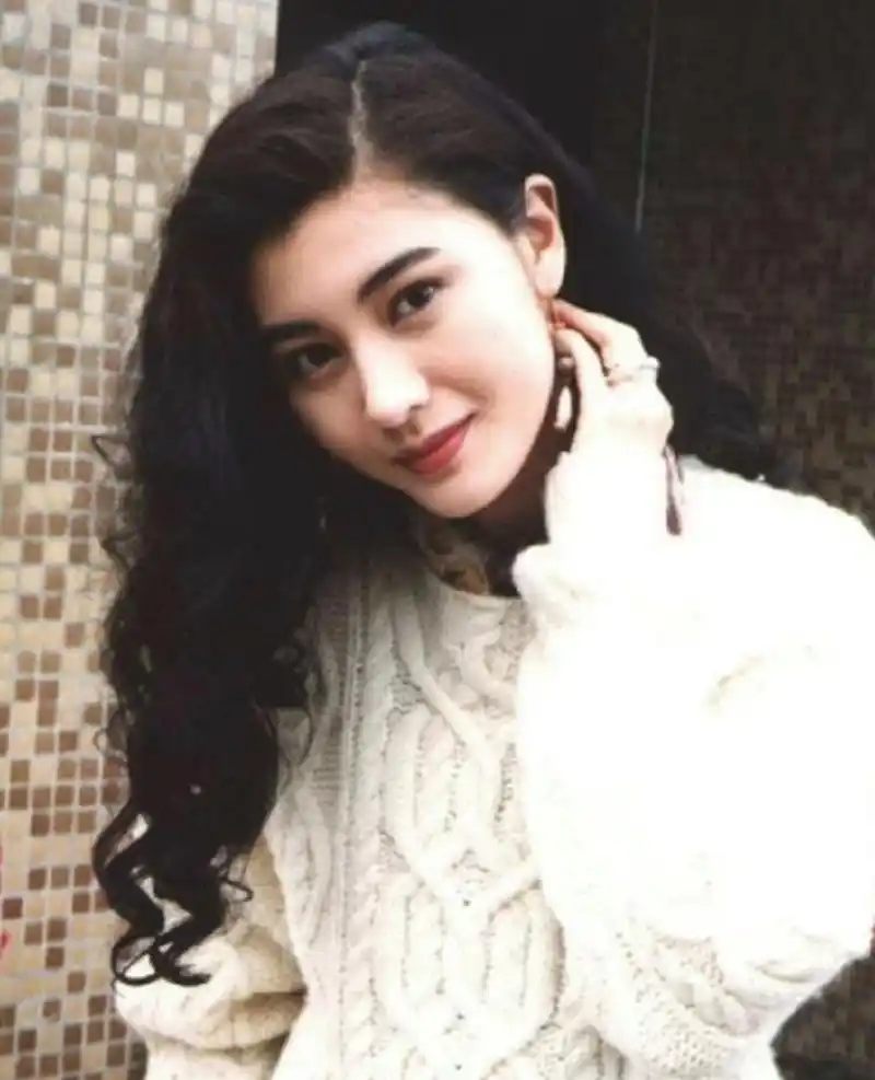 让人惊艳的明星: 李嘉欣7815  #老照片# #明星