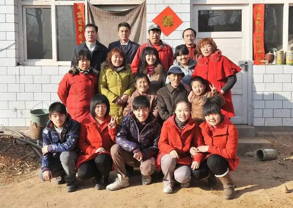 不婚族越来越盛行,年轻人都不愿意结婚?压力大,对婚姻没有信心