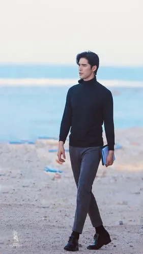 完美夏天阿云嘎的身材喽,真不劲爆的