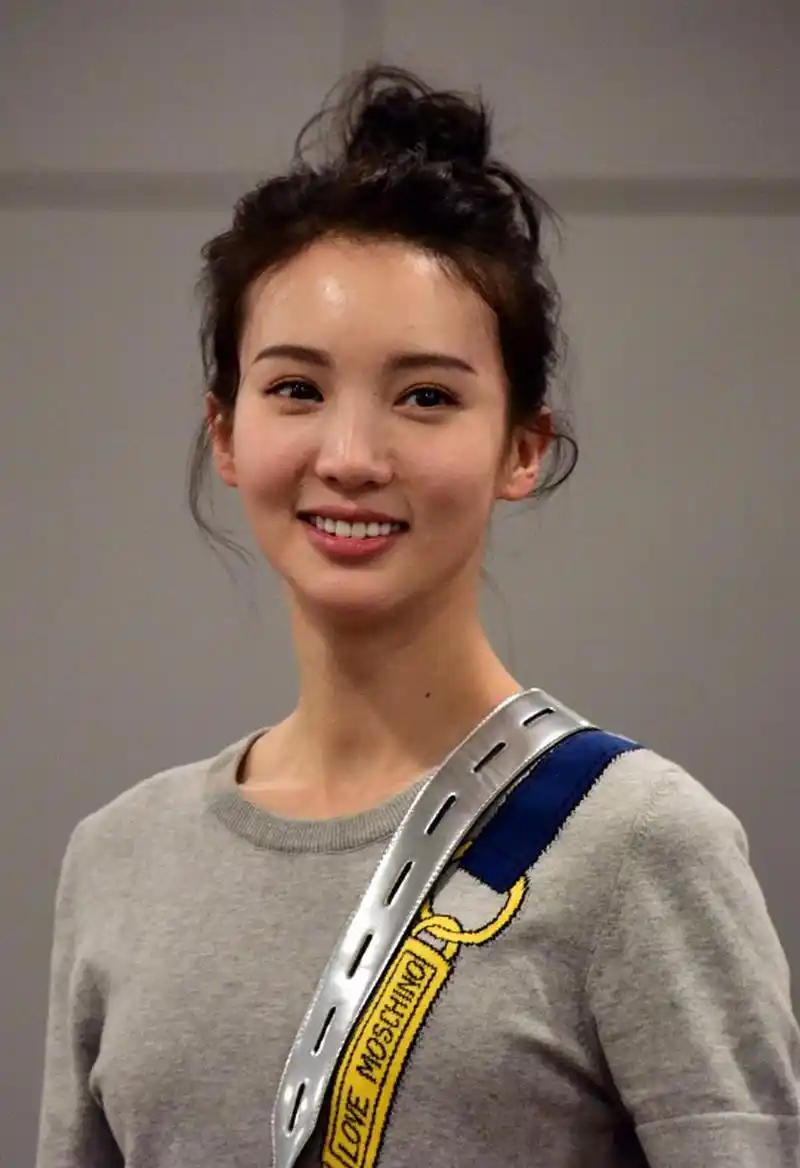 以前的金晨,生图也很好看 [大笑]姐妹们谁懂呀