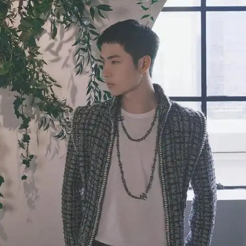 今天香的活动我get到王一博的寸头了果然洋气的是人不是发型是真的帅