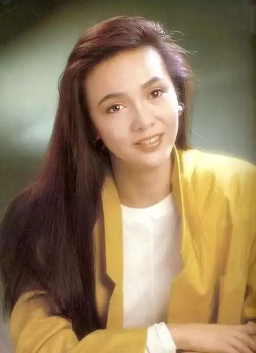 蔡明老师年轻时(蔡明老师都不会笑了)(22)