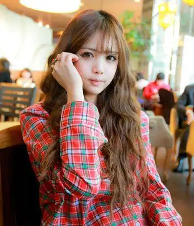 浪漫好看的新娘长发发型 新娘非常好看的长发发型