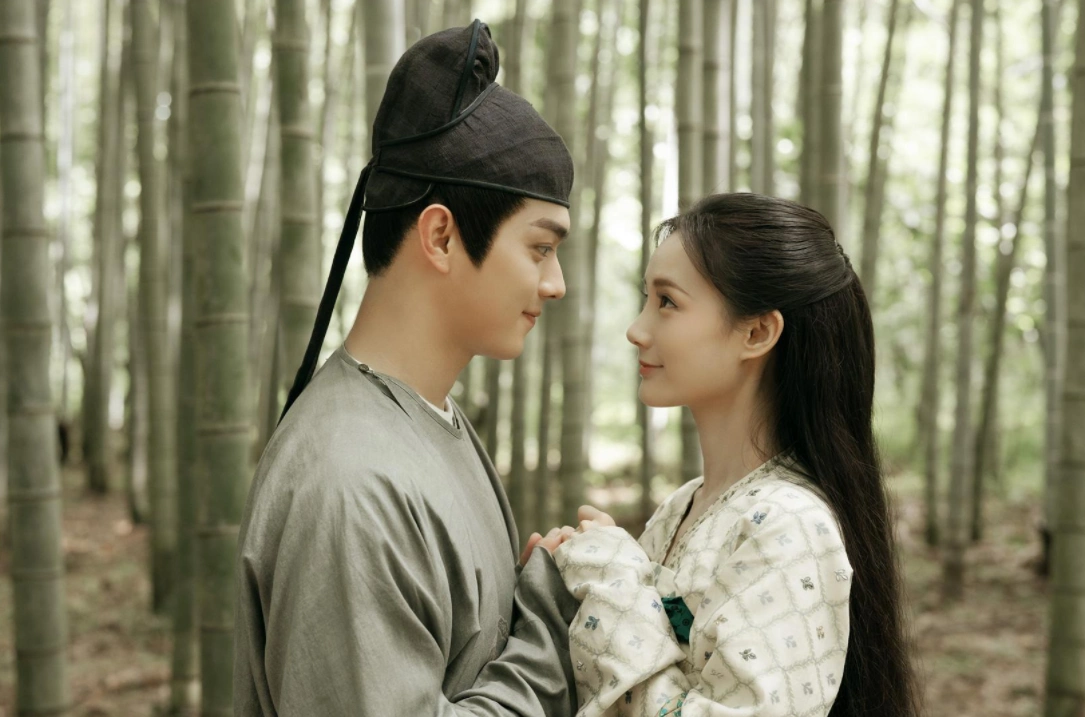 李一桐许凯《骊歌行》双人合照公开,cp感爆棚,服饰还原历史