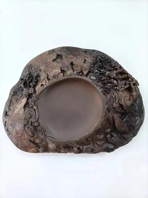 梁柱文荣获中华人民共和国文房四宝制砚艺术大师称号