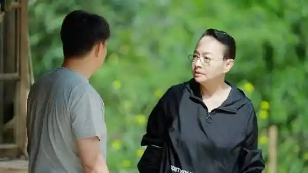 新蘑菇屋"一家五口"之一日限定~黄老师|沙溢|宋丹丹|陈赫_新浪新闻