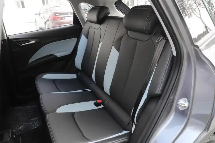 哪吒v车头-座椅-气囊-易车