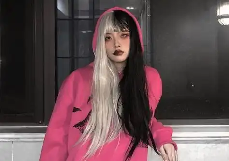 主流女生阴阳头染发个性前卫 叛逆少女大胆吸睛染发新流行 - 发型设计