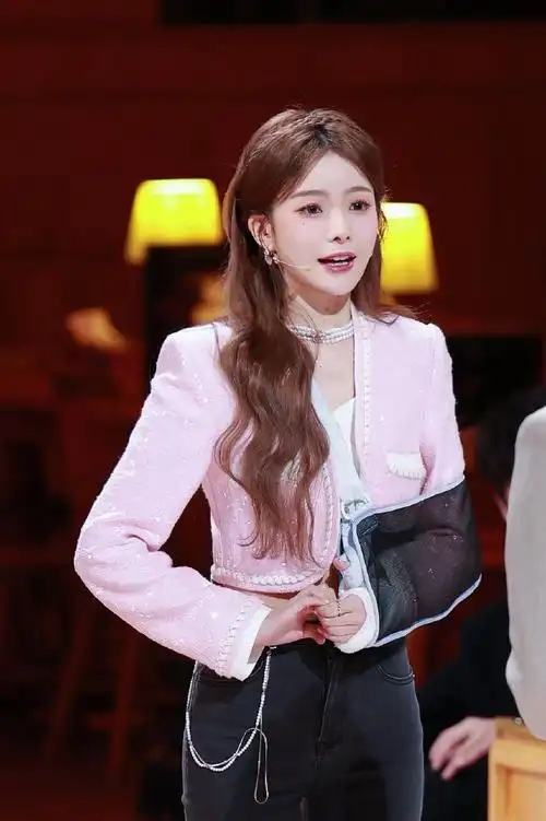 陈卓璇自称人间清醒薄荷糖##火星情报局