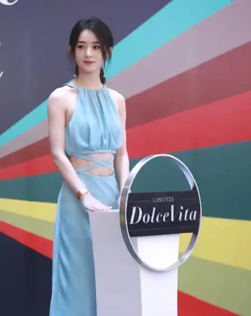 网易首页>网易号>正文申请入驻>赵丽颖身高165cm,但体重却常年维持在