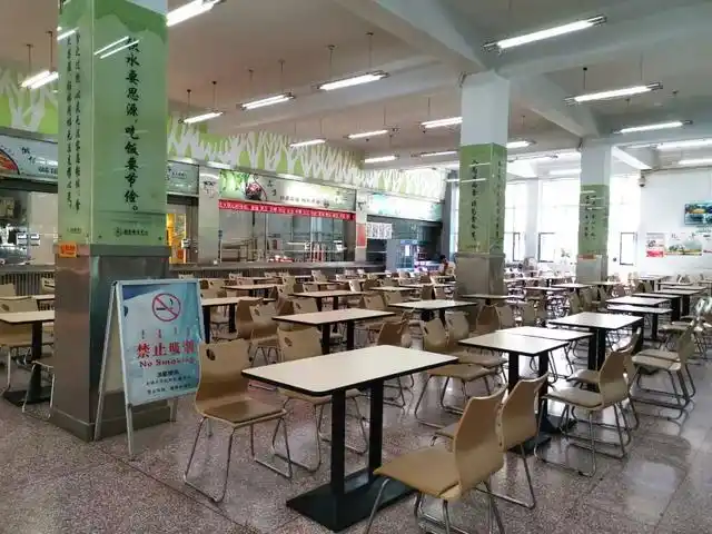 食堂里就餐,绝对是一种享受~ 美食合集: 砂锅米线 04 内蒙古农业大学