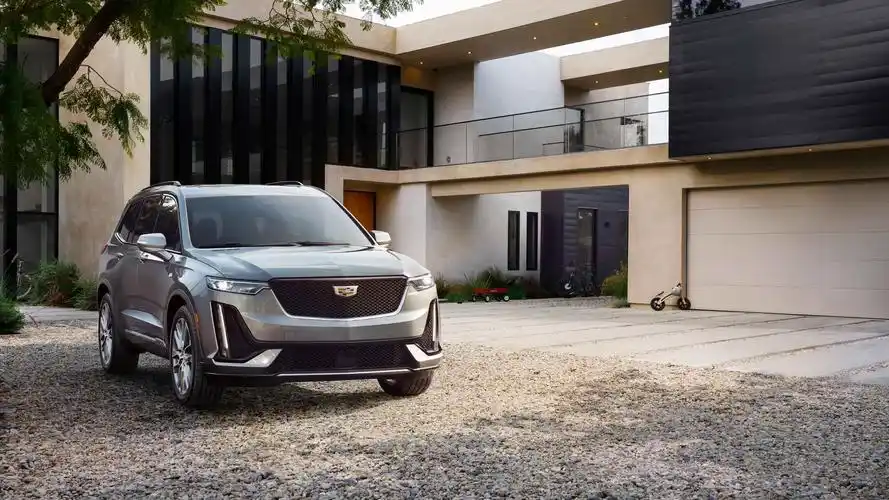 突围二线豪华凯迪拉克推出xt6三排座真旗舰