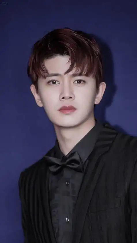 85后的男明星谁最帅?颜值与演技俱佳?是陈晓?还是任嘉伦?