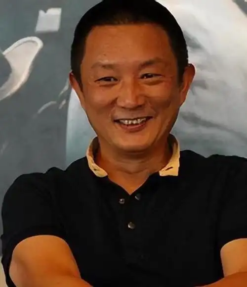 被4个男人狂追,和5婚导演同居5年,至今未婚的宋佳究竟想要什么