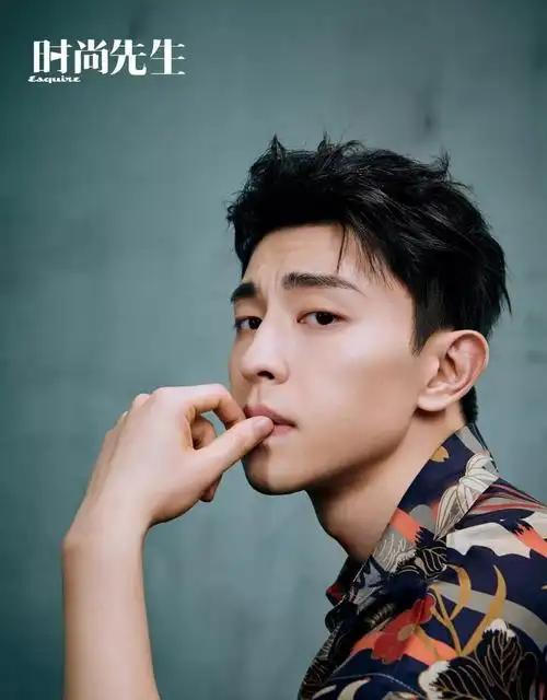 邓伦:岁月有以教我