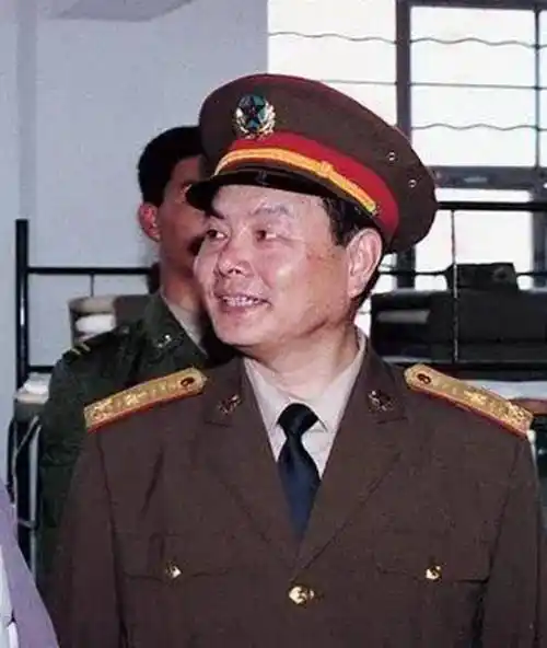 刘镇武_广州军区_职务