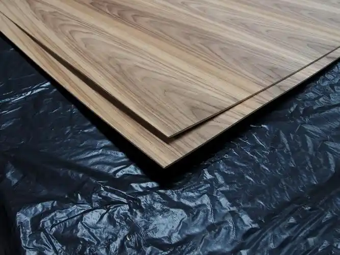 供应泰柚实木皮贴面板15mm杨木胶合板