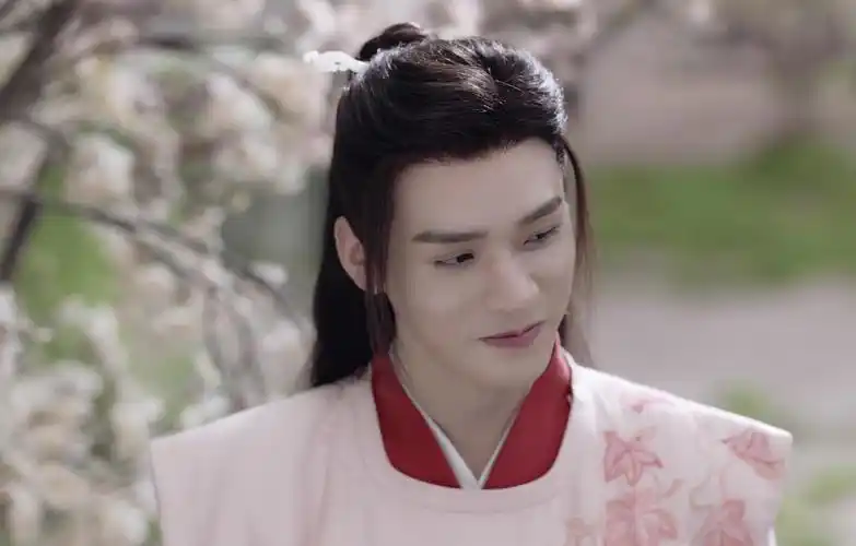 温客行穿衣经10人面桃花相映红