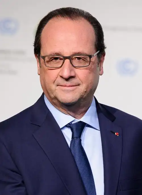 net4info.de/photos/cpg/albums/userpics/10002/francois_hollande.