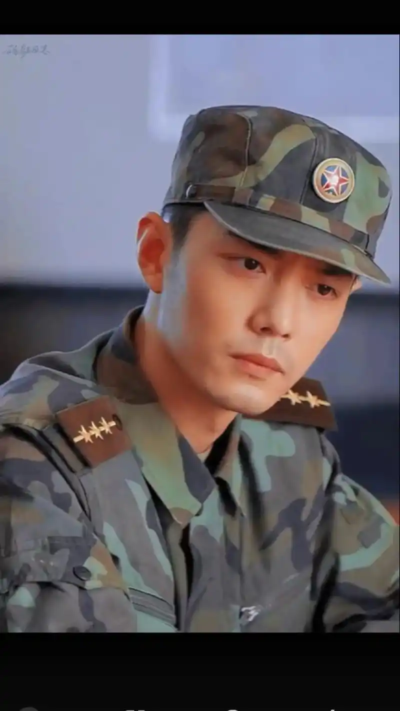 肖战 #向全世界安利肖战 #英姿飒爽  军装肖战,国泰民安 - 抖音
