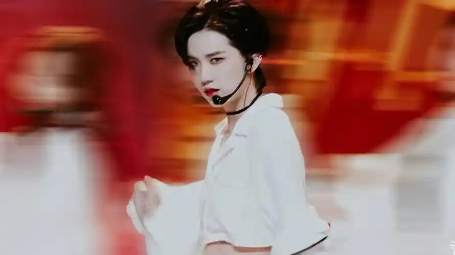 闲聊辩论来看看清冷又欲的陆柯燃