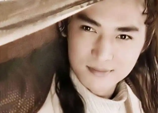 焦恩俊年轻的时候,是一等一的大帅哥,参演过很多经典影视剧,成功塑造