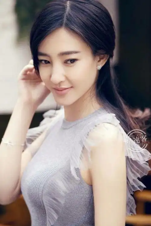 演员王丽坤多大年龄