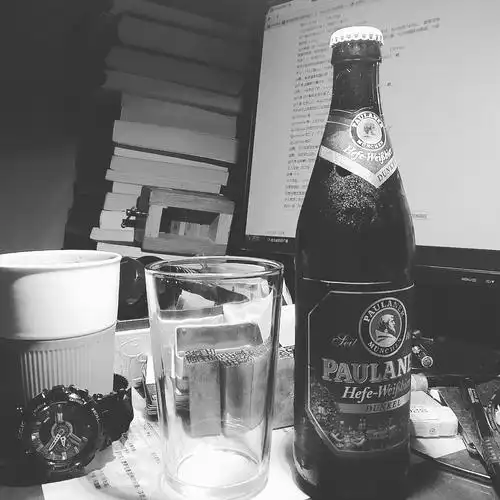 周五晚上一个人喝酒!