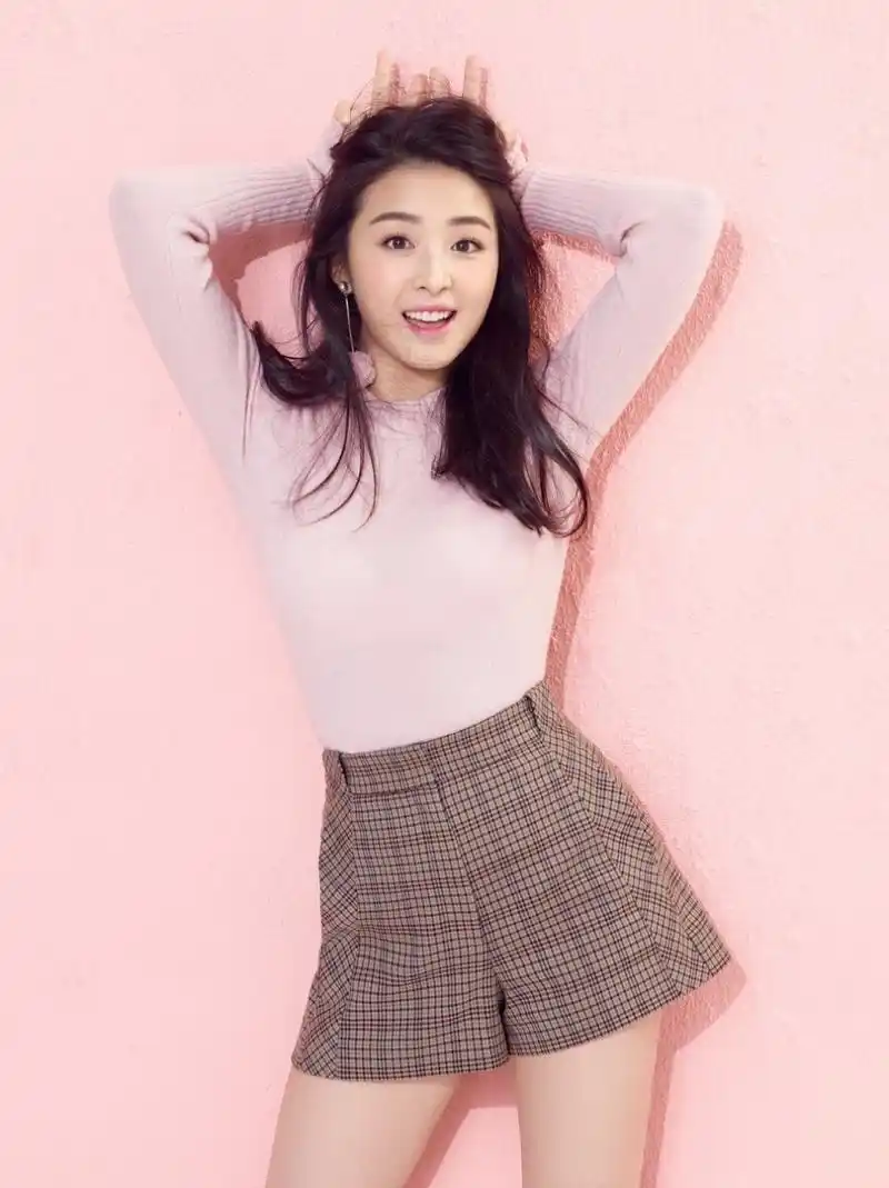 张含韵恋爱后变瘦变美变自信