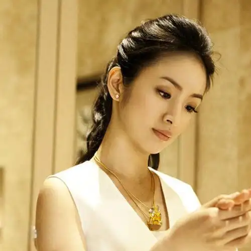 林依晨的这些美照中眼睛好美,她的哪个眼神最迷人?