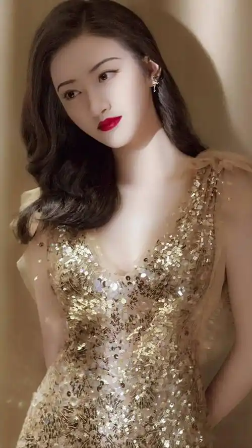 景甜气质高雅端庄大气