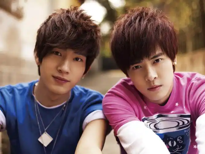 求一张井柏然的高清大图