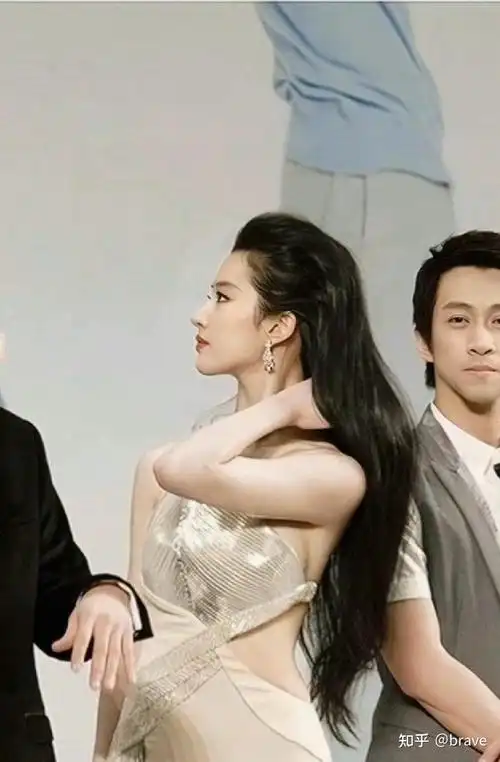 刘亦菲的美貌是否被吹捧过度了