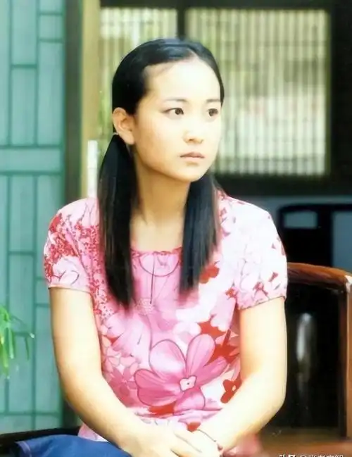 贾玲近照曝光!消失一年,暴瘦100斤,整个人脱胎换骨,颜值惊艳