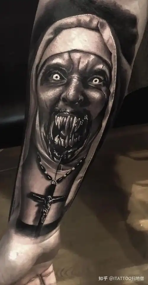恐怖片主角纹身大赏,胆小鬼慎点!