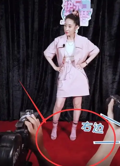 上帝吻了刘敏涛的脸,却给了她一双"希腊脚",穿高跟鞋真实了