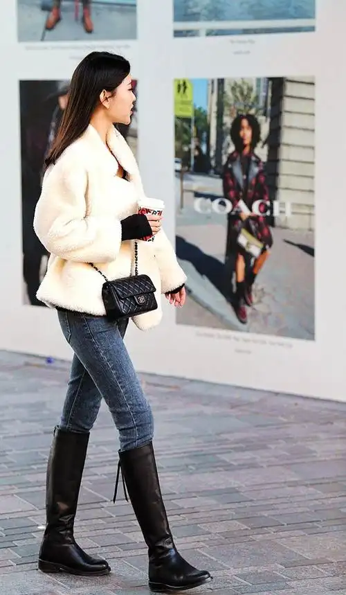 街拍高筒靴配长裤美女这样穿最好看