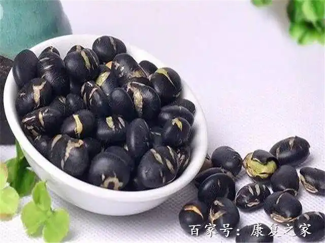 不起眼的黑豆却是豆中之王补肾美容还抗衰老