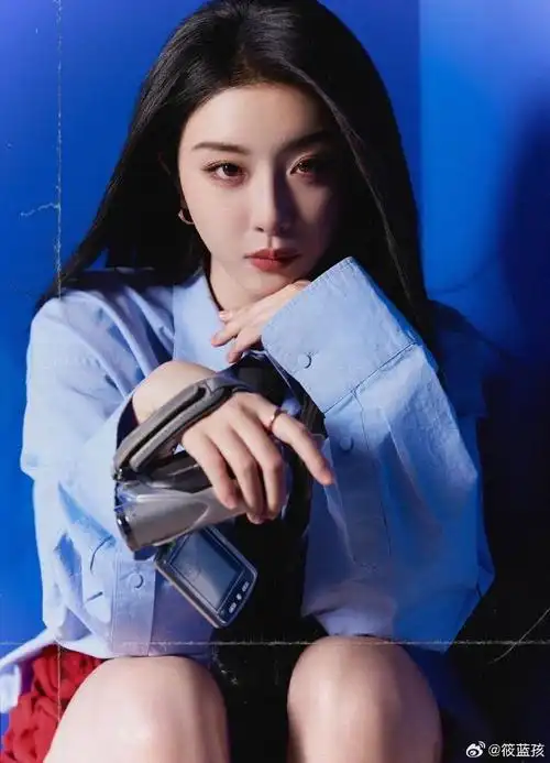 赵小棠复古拽姐写真##赵小棠眼神杀我