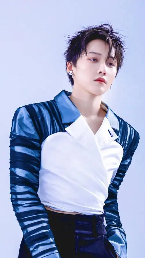 刘雨昕全能唱跳歌手